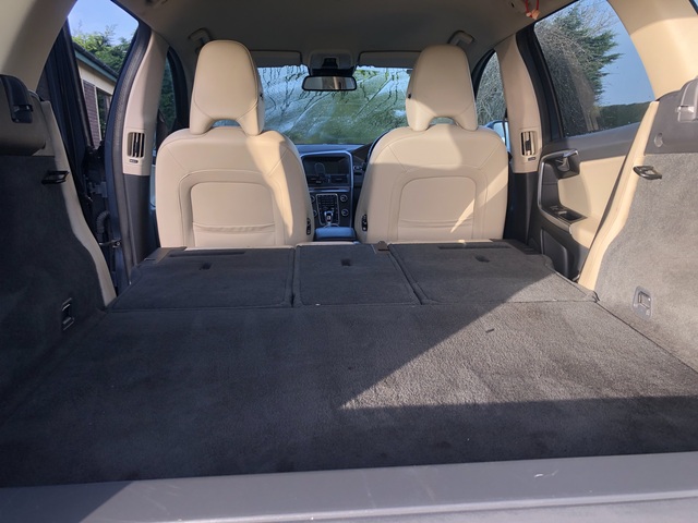 2014 Volvo Xc60 D4 FWD ES 5DR €17,950