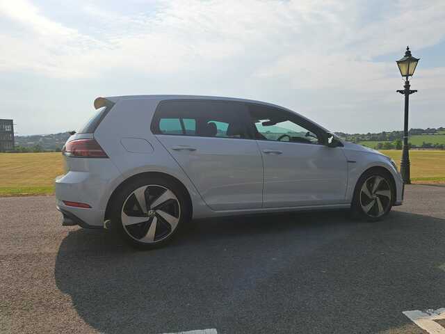 2018 Volkswagen Golf GTI 2.0 TSI MANUAL 6SPEED FWD 230HP 5DR €28,000