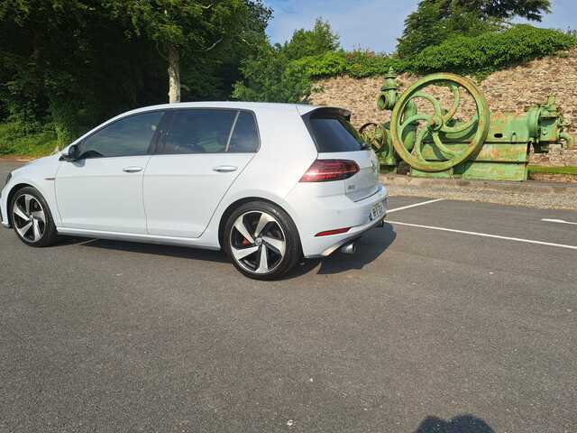 2018 Volkswagen Golf GTI 2.0 TSI MANUAL 6SPEED FWD 230HP 5DR €28,000