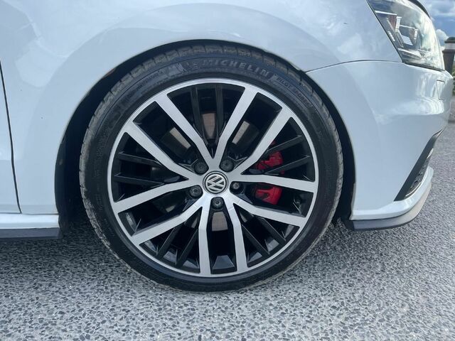2015 Volkswagen Polo 1.8 TSI GTI BLUEMOTION 192PS 3DR €7,700
