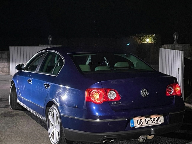 2008 Volkswagen Passat B6 HIGHLINE 1.9 TDI 105 4DR €2,100