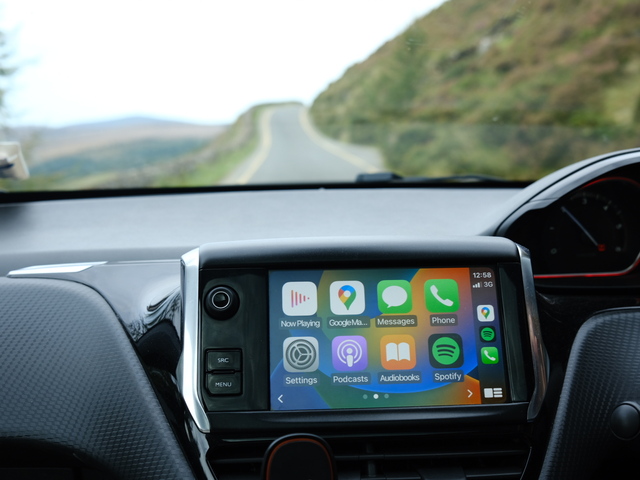 2018 Peugeot 2008 1.6 BLUE HDI 120 GT LINE S/S €16,000