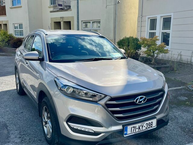 2017 Hyundai Tucson - image 8