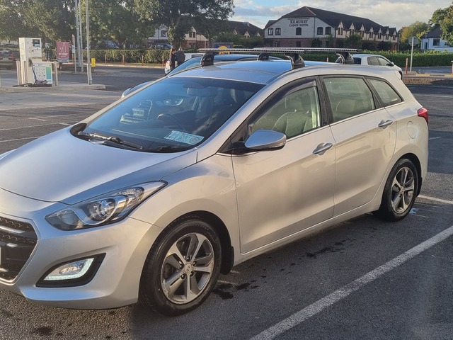 2015 Hyundai I30 1.6 TOURER DELUXE 5DR €6,000