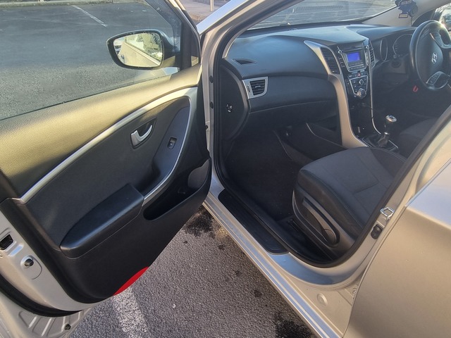 2015 Hyundai I30 1.6 TOURER DELUXE 5DR €6,000