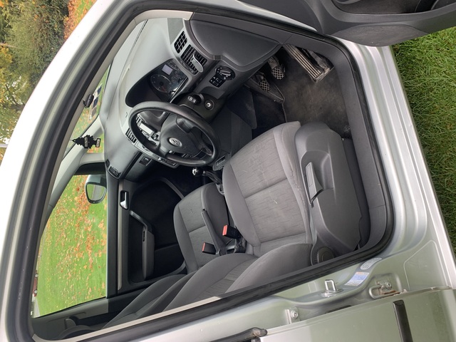 2010 Volkswagen Touran 1.9 TDI S 105PS 7SEATS 5DR 105 €4,150