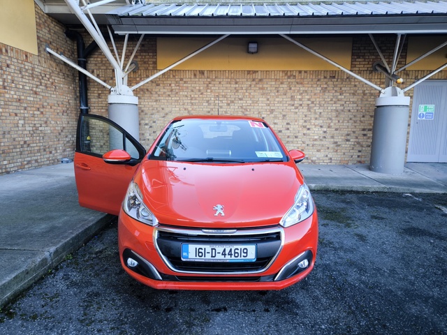 2016 Peugeot 208 ACTIVE 1.2 4DR €9,000