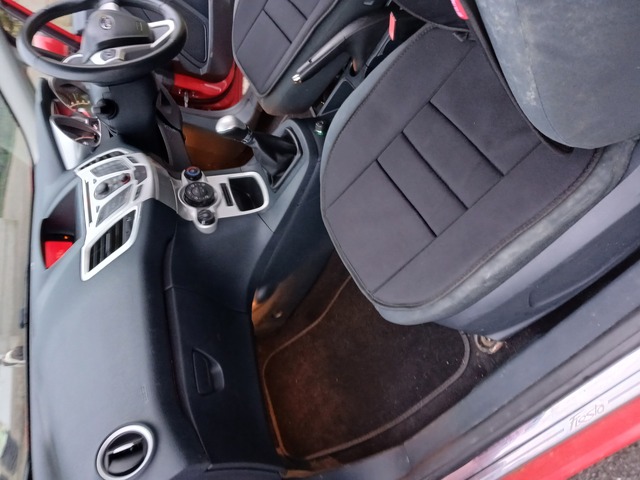 2012 Ford Fiesta 1.25 ZETEC 82PS 3DR ARGENTO €2,800